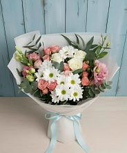 Букет цветов из:  Розы, Лизиантусы и Хризантемы в Заполярном Республики Коми