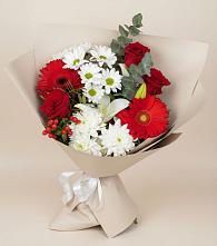 Букет цветов из:  Розы, Хризантемы, Герберы и Лилии в Заполярном Республики Коми
