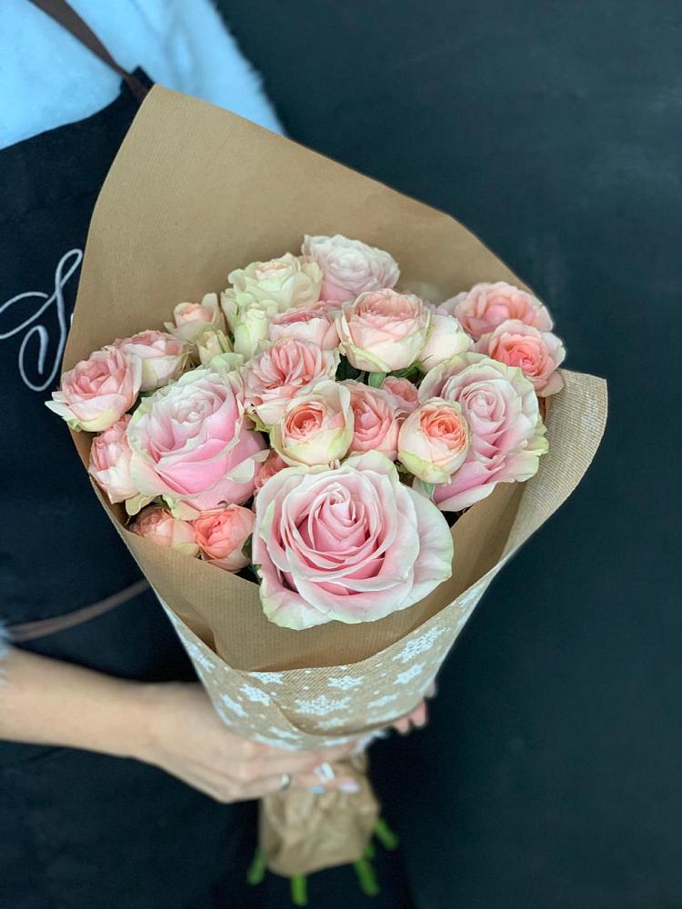 Букет цветов из: Хризантемы и Розы в Заполярном Республики Коми