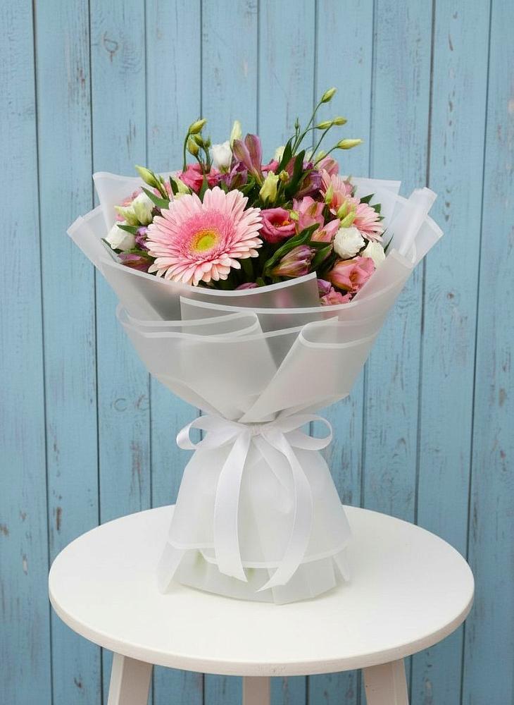 Букет цветов из: Герберы, Альстромерии и Лизиантусы в Заполярном Республики Коми