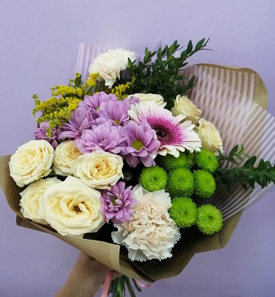 Букет цветов из: Хризантемы, Розы, Гвоздики и Герберы в Заполярном Республики Коми