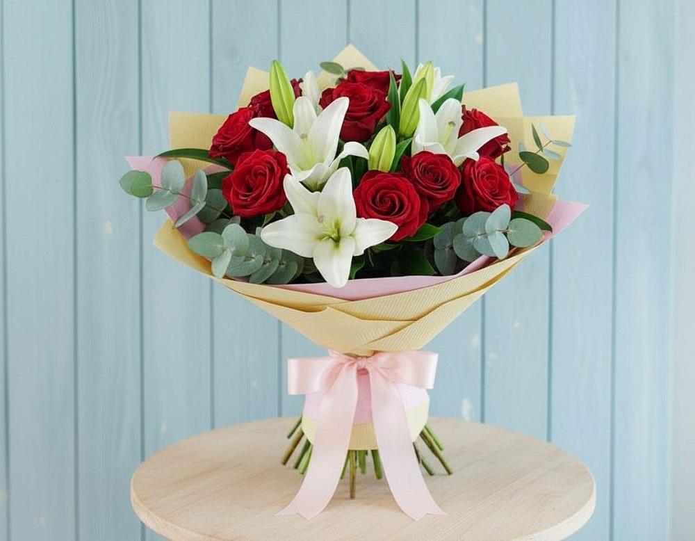 Букет цветов из: Лилии и Розы в Заполярном Республики Коми